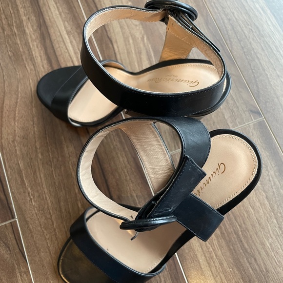 Gianvito Rossi Black Leather Ankle Strap Heels | Made in Italy | Size 36 Europe - Picture 5 of 9